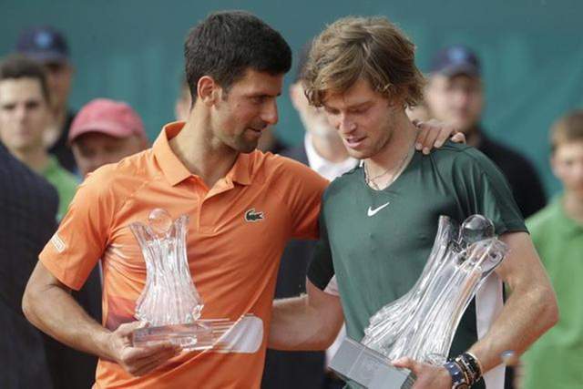 按棒球规则 按棒球规则